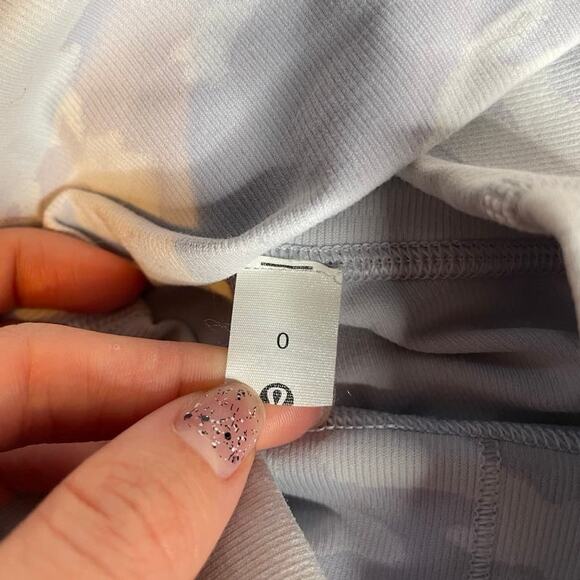 LULULEMON Wunder Under Short 10" *Ribbed White Grey Camo Biker Short High Waist - Picture 3 of 5